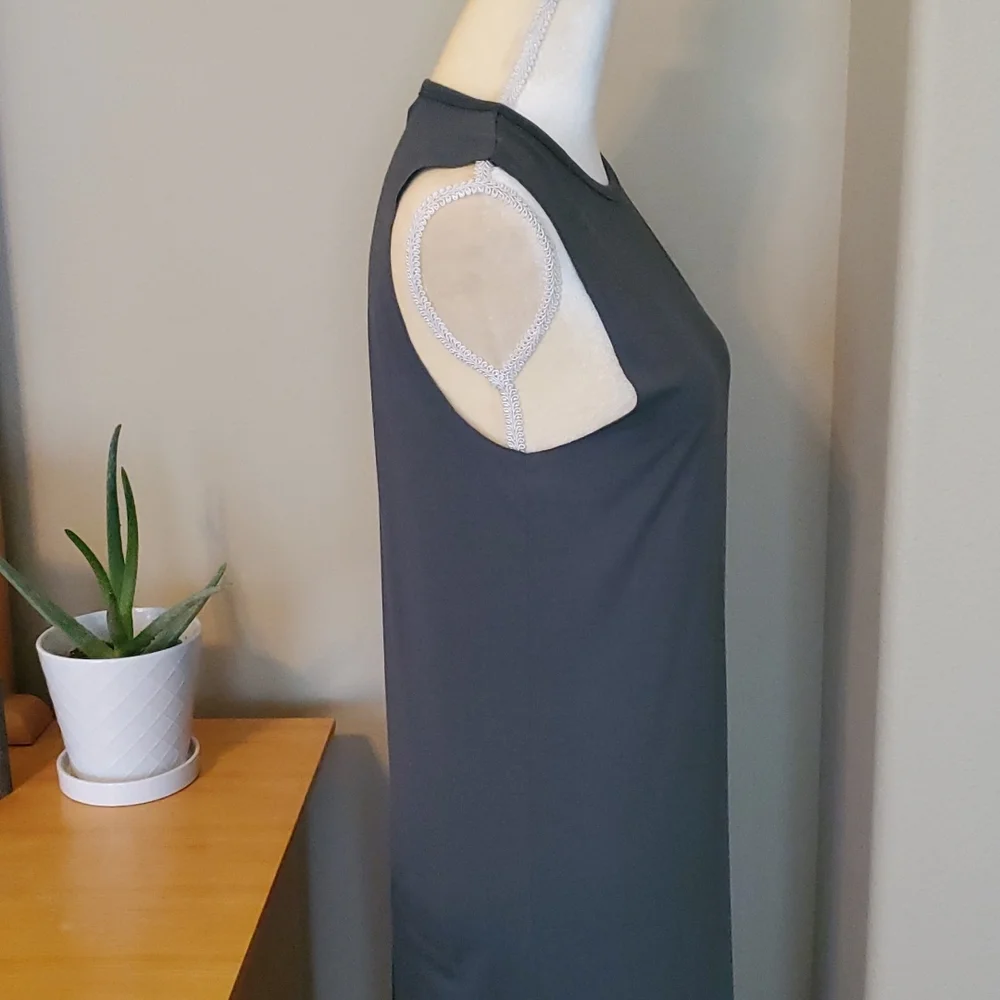 Chalmers Nordstrom Dress - Picture 3 of 11